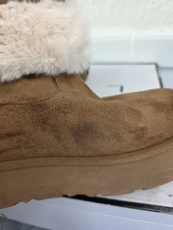 Guess Denla Booties Furry Suede On Platform Soles, Logo Bow & Pin - Picture 15 of 15